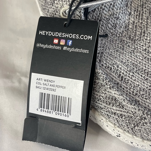HEY DUDE WENDY SALT AND PEPPER Lightweight Slip-On Women’s Shoe Sz 5 NWT - Picture 8 of 8